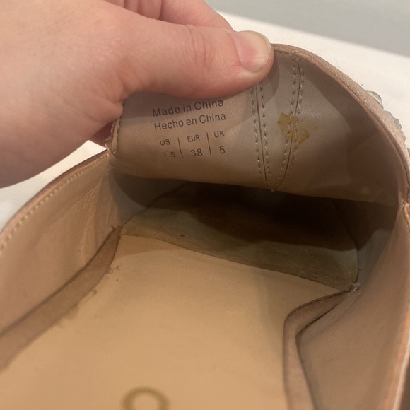 🔥5/$20🔥 Aldo Pink Satin Mules with Gems - Picture 9 of 16